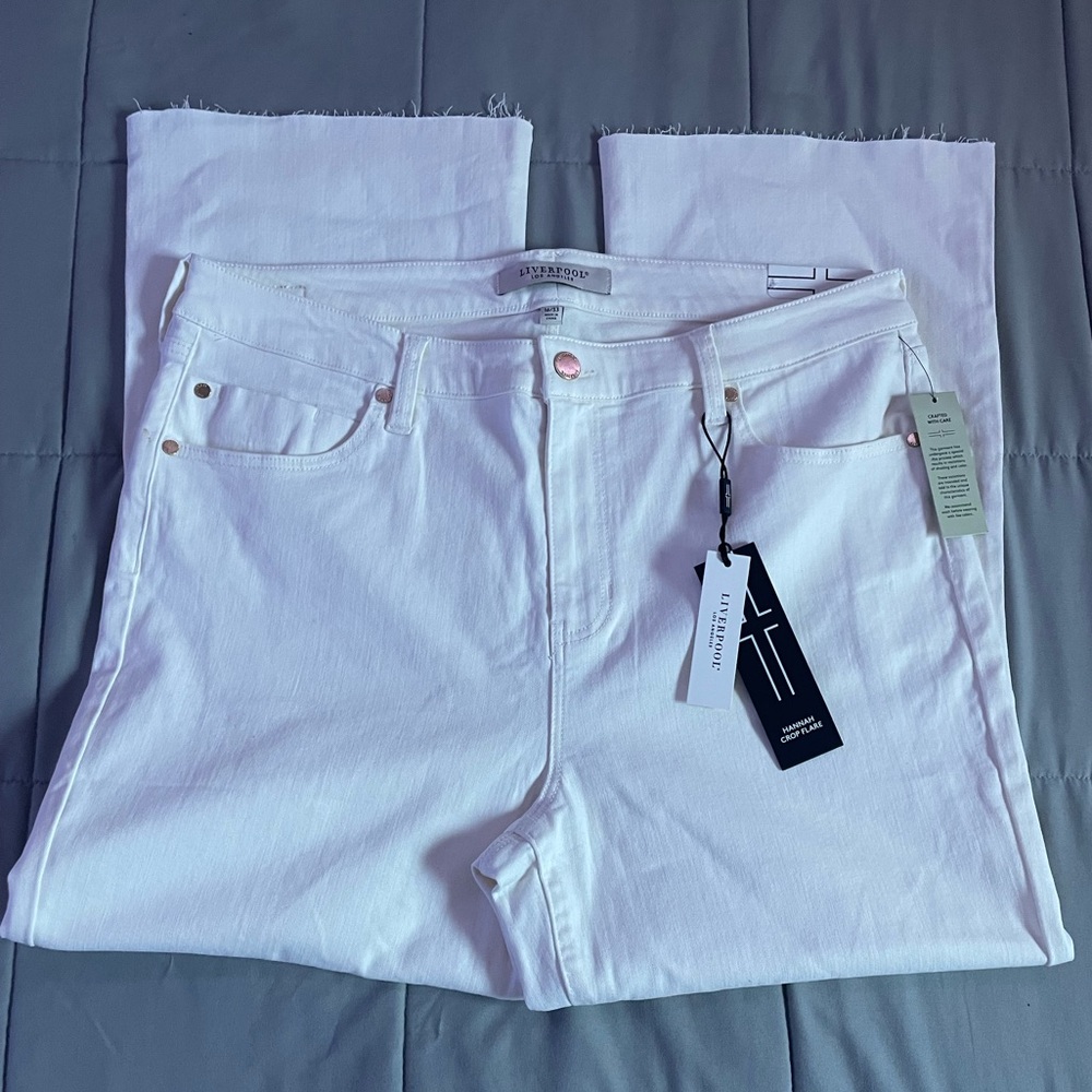 Liverpool Los Angeles | Hannah Crop Flare Pants | Cream | NWT